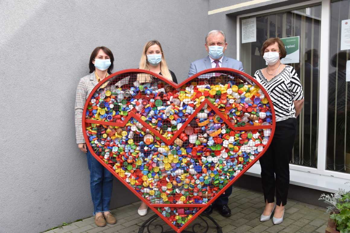 Zbieramy nakrętki Zbieramy nakrętki