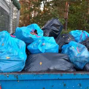 Wkra wysprzątana. W gminie Sochocin zebrano blisko 50 worków śmieci