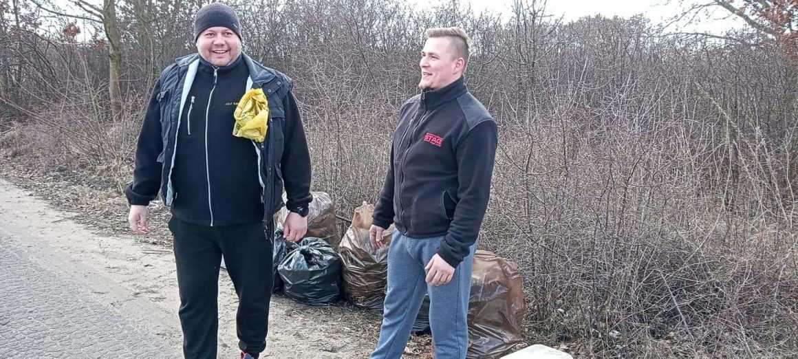Wiosenne sprzątanie w Niewikli. Zebrano około 25 worków ...